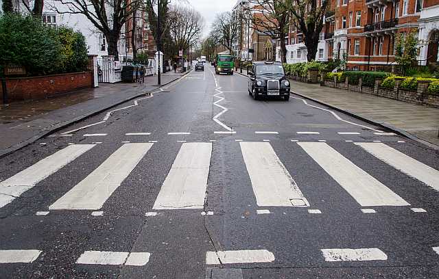 abbey studios-famous-Beatles-elephant-removals